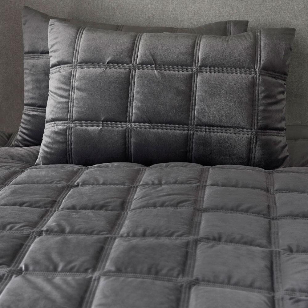 Soiree Brighton Square Velvet Duvet Cover Set