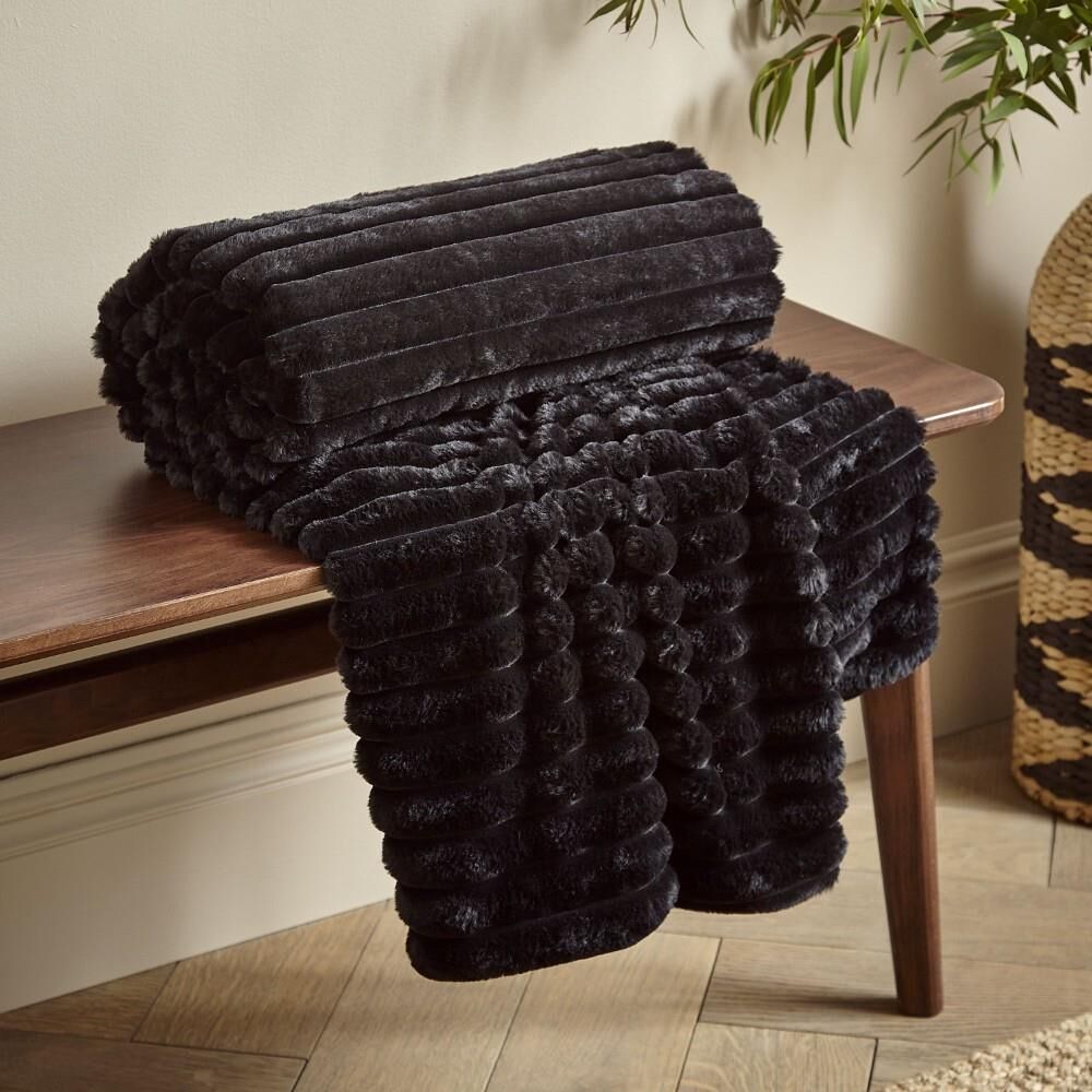 Catherine Lansfield Cosy Ribbed Faux Fur Soft Touch Throw