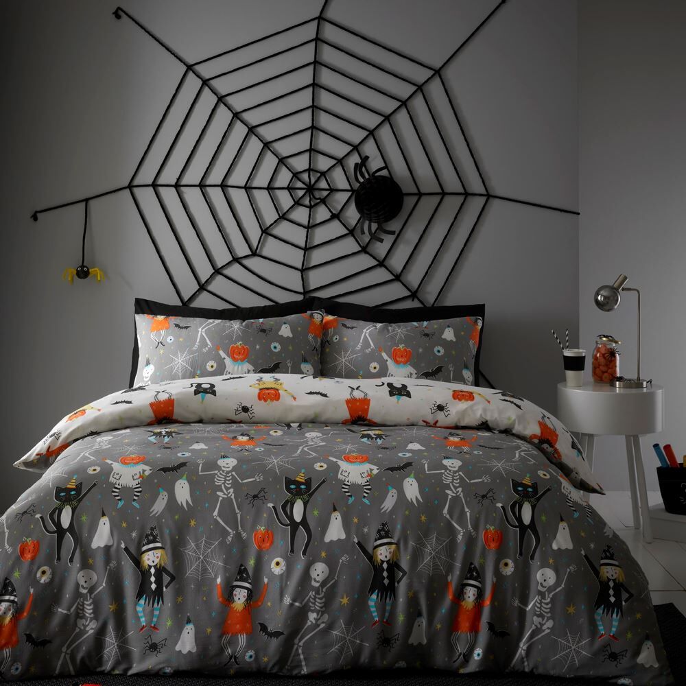 Bedlam Halloween Party Glow In The Dark Duvet Cover Set