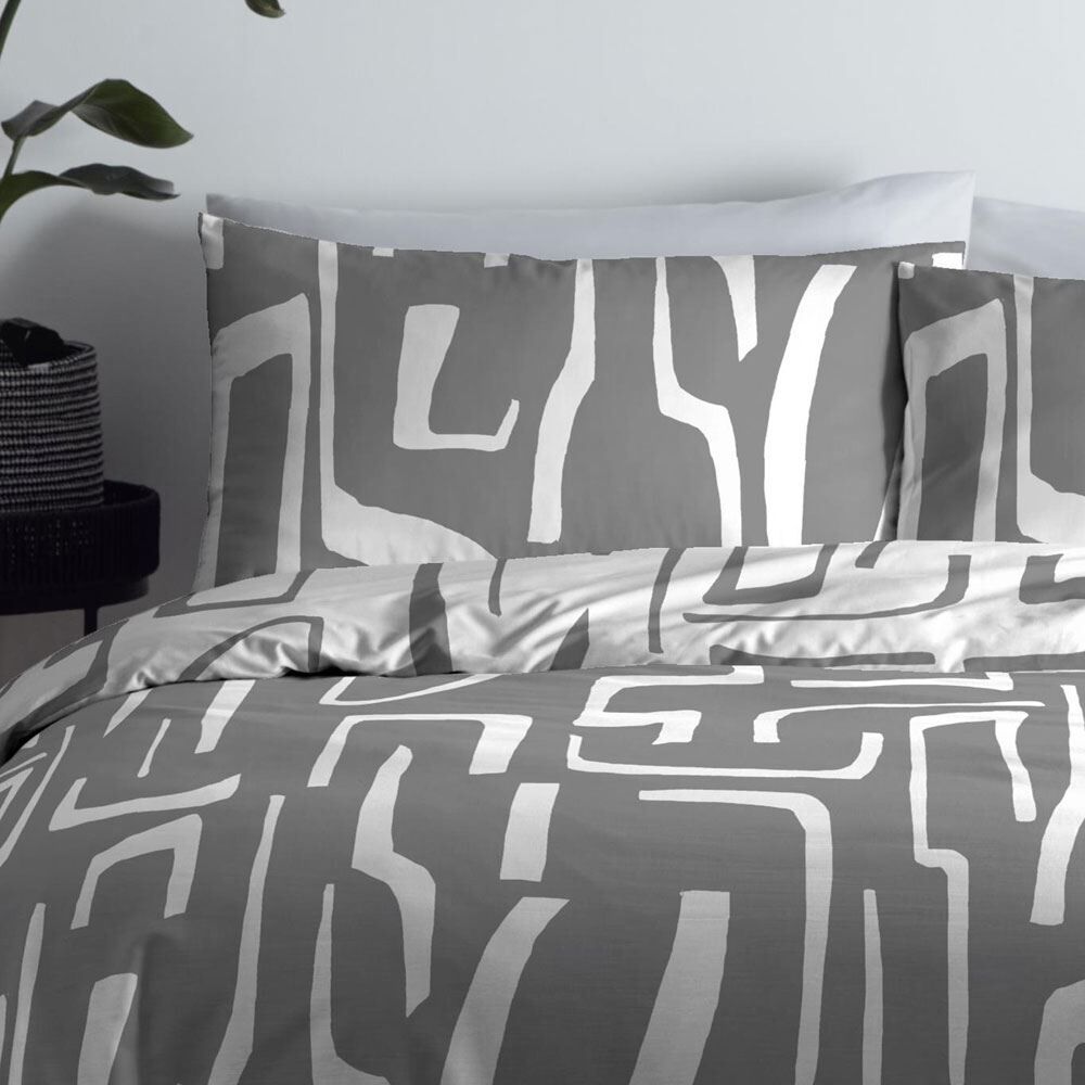 Fusion Aria Contemporary Print Easy Care Reversible Duvet Cover Set