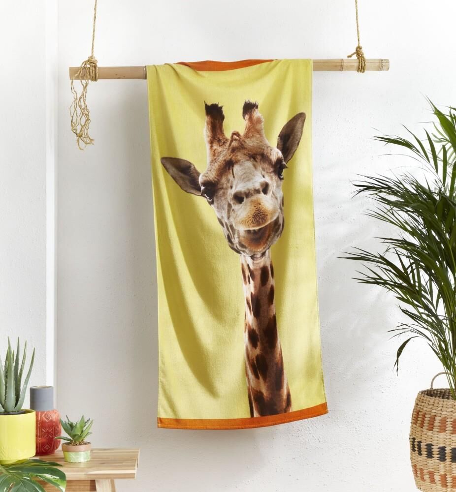Catherine Lansfield Giraffe 100% Cotton Beach Towel, Yellow