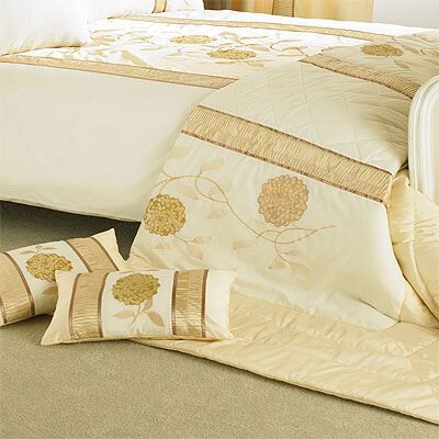 Riva Home Bouquet Bedspread, Gold, 260 x 240 Cm