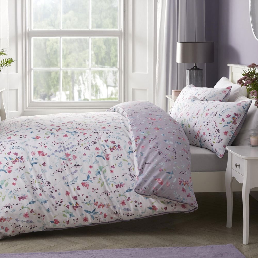 Dreams & Drapes Wild Flora Print Easy Care Reversible Duvet Cover Set