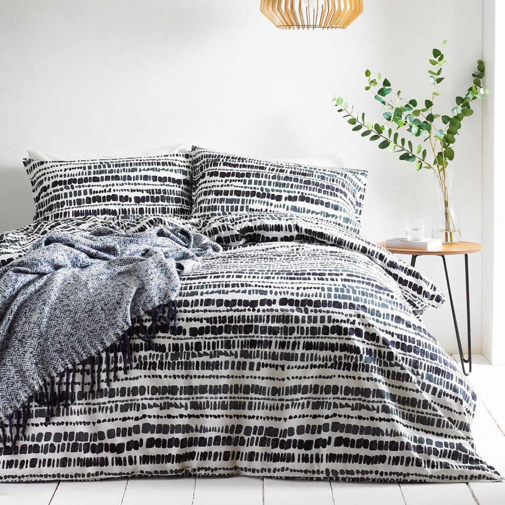The Linen Yard Brushstrokes Print 100% Cotton Reversible Duvet Cover Set, Ink, King