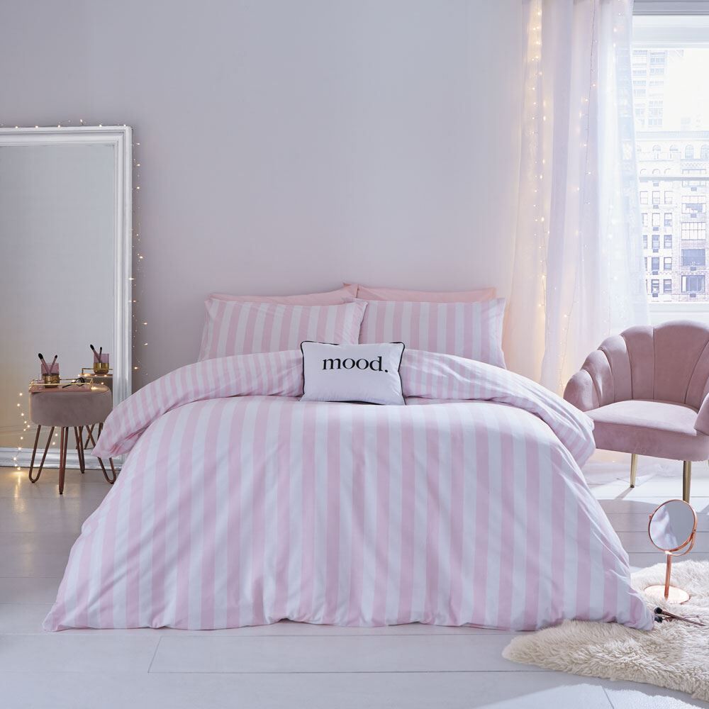 Sassy B Stripe Tease Print Reversible Duvet Cover Set