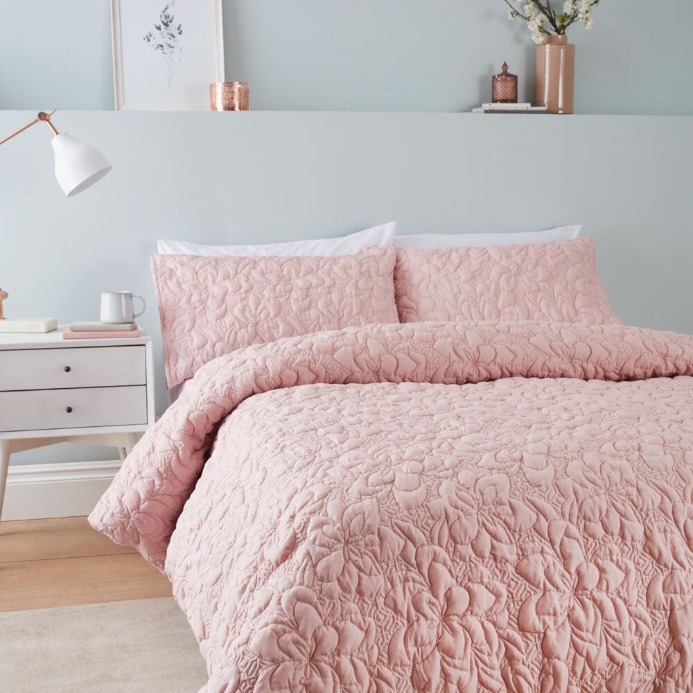 Catherine Lansfield So Soft Pinsonic Floral Quilted Duvet Cover Set