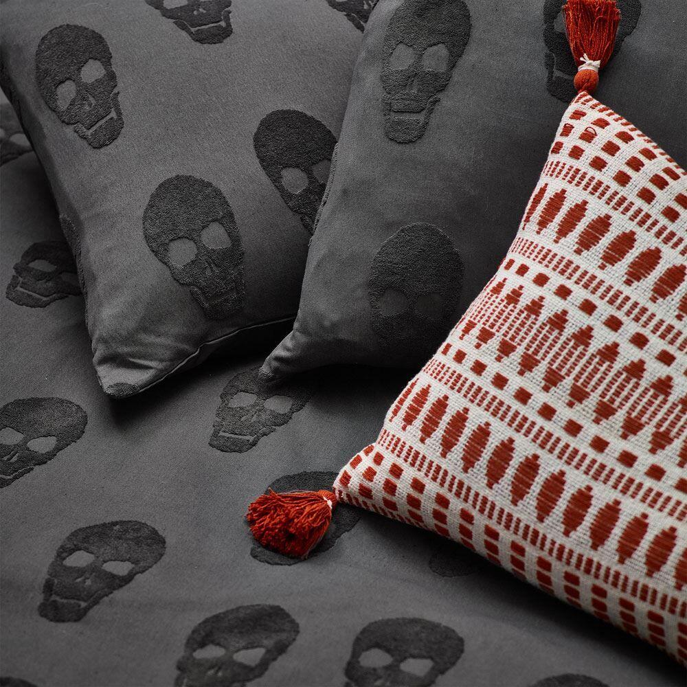 The Linen Yard Skulls Print 100% Cotton Reversible Duvet Cover Set
