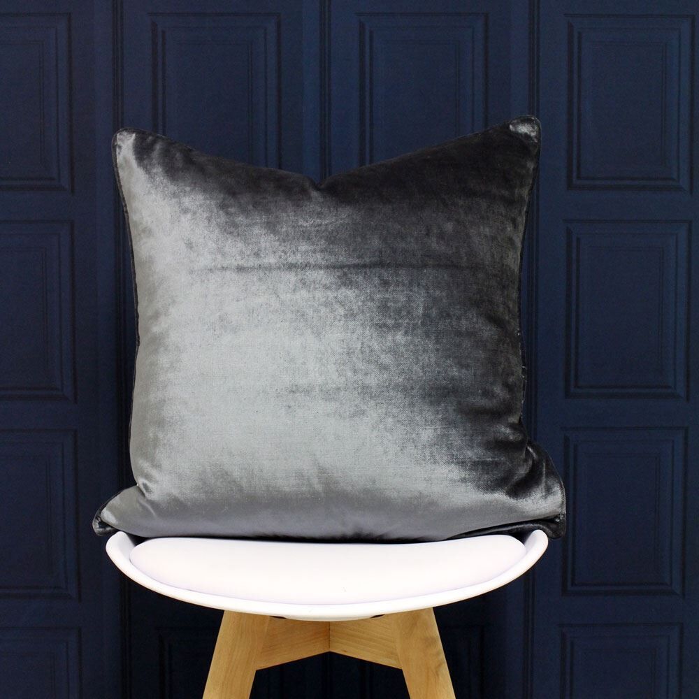 Riva Paoletti Luxe Soft Faux Velvet Piped Cushion Cover