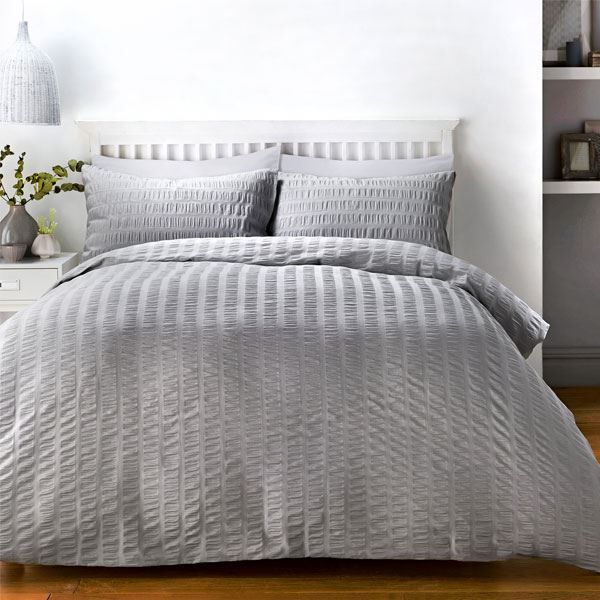 Serene Seersucker Duvet Cover Set