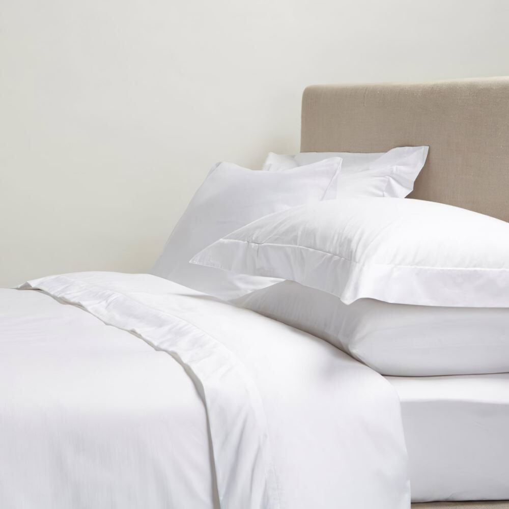 Linens Limited 100% Egyptian Cotton 200 Thread Count Oxford Pillow Cases, Pair