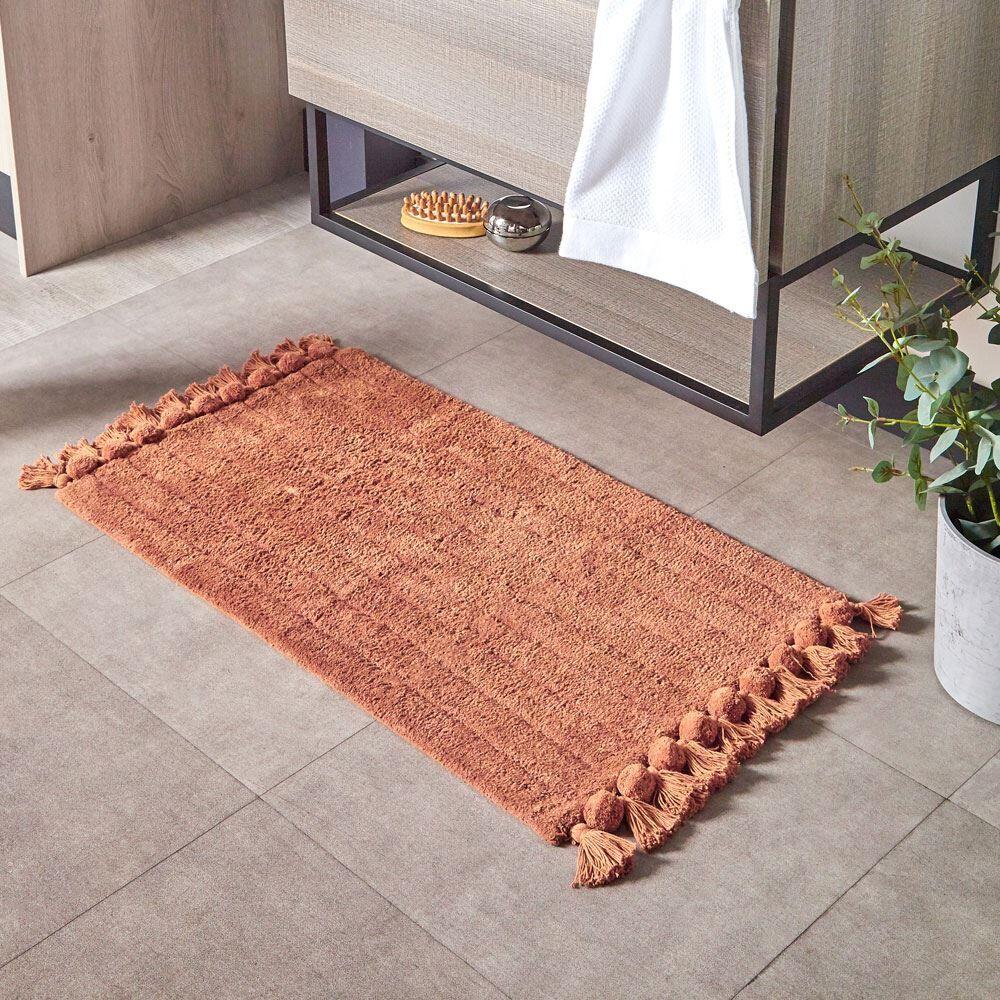 The Linen Yard Ribbed Tasselled 100% Cotton Bath Mat