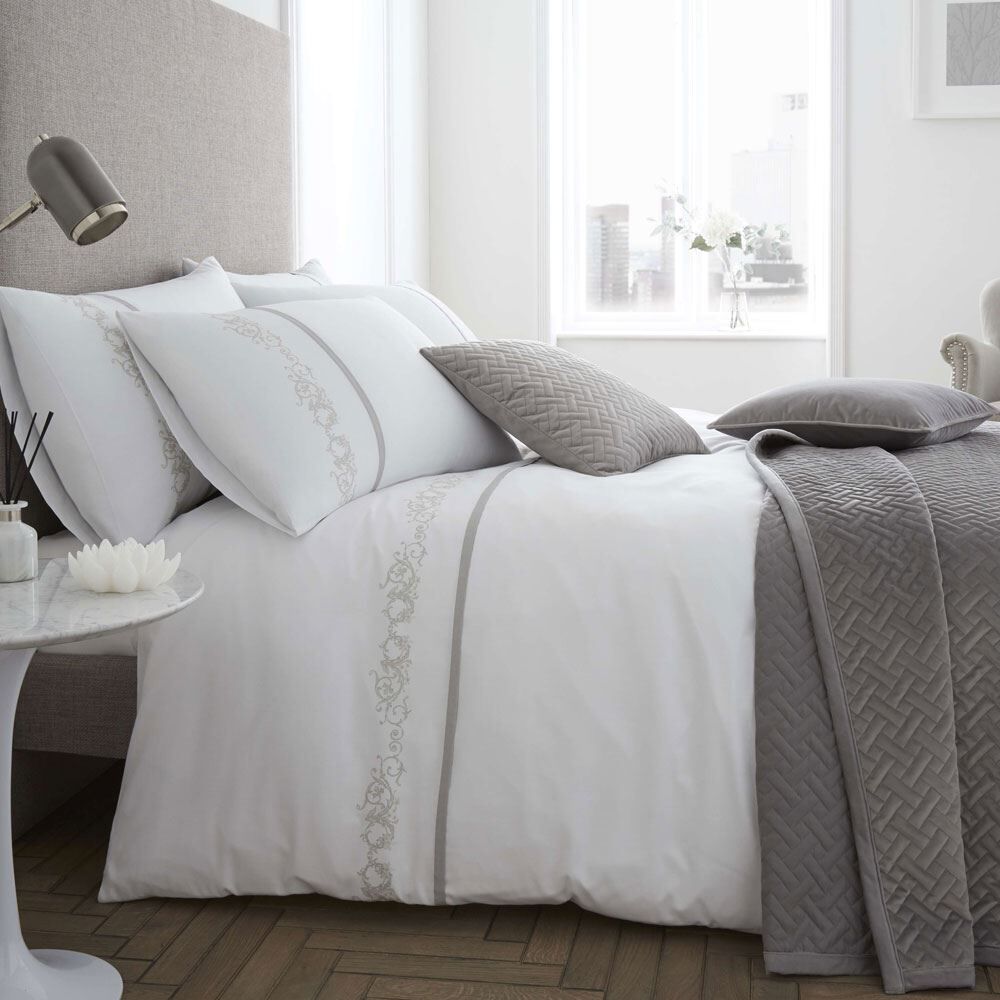 Bellissimo Louisa Cotton Rich 200 Thread Count Duvet Cover Set