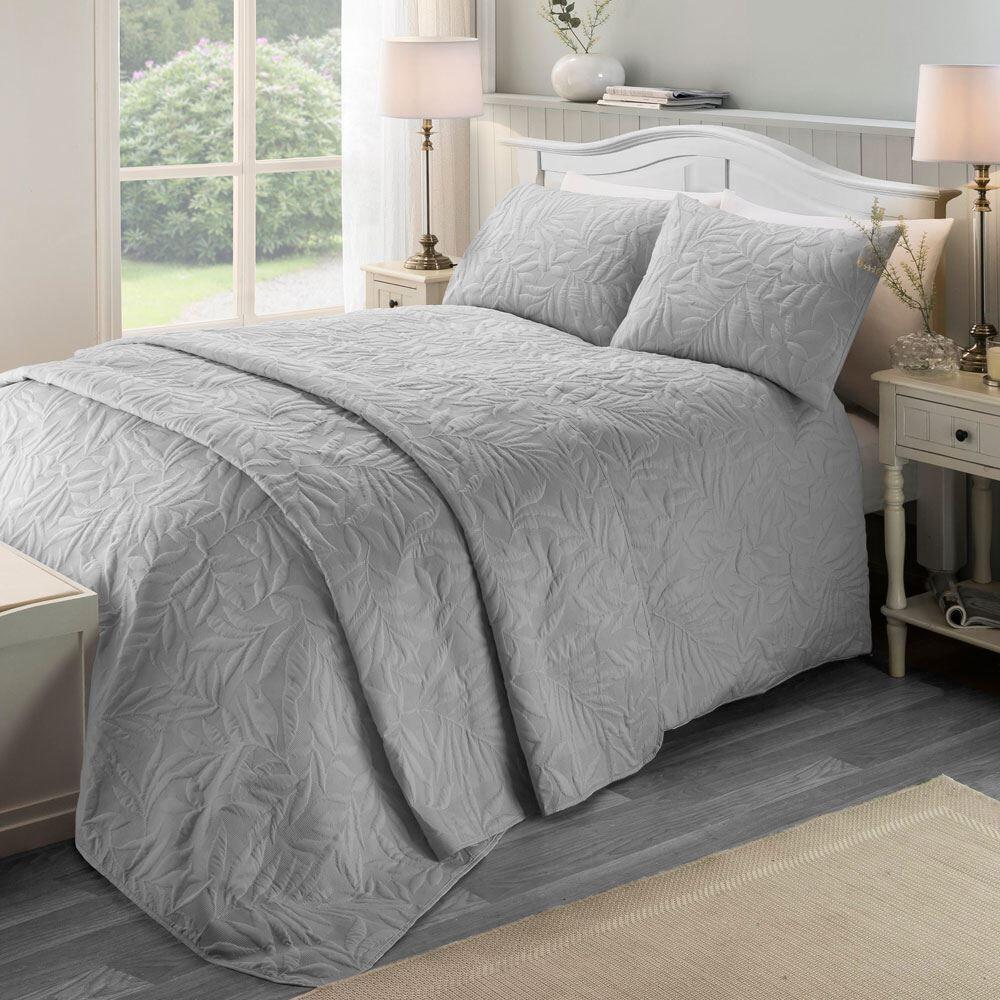 Serene Luana Pinsonic Stitch Quilted Duvet Cover Set