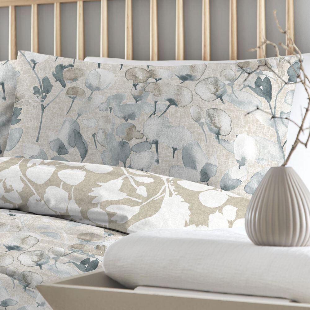 Drift Home Reyne Floral Print Reversible Eco-Friendly Duvet Cover Set