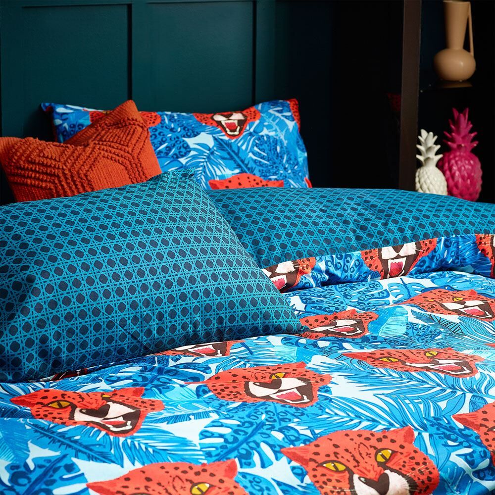 Furn Untamed Tiger Wildlife Print Reversible Duvet Cover Set