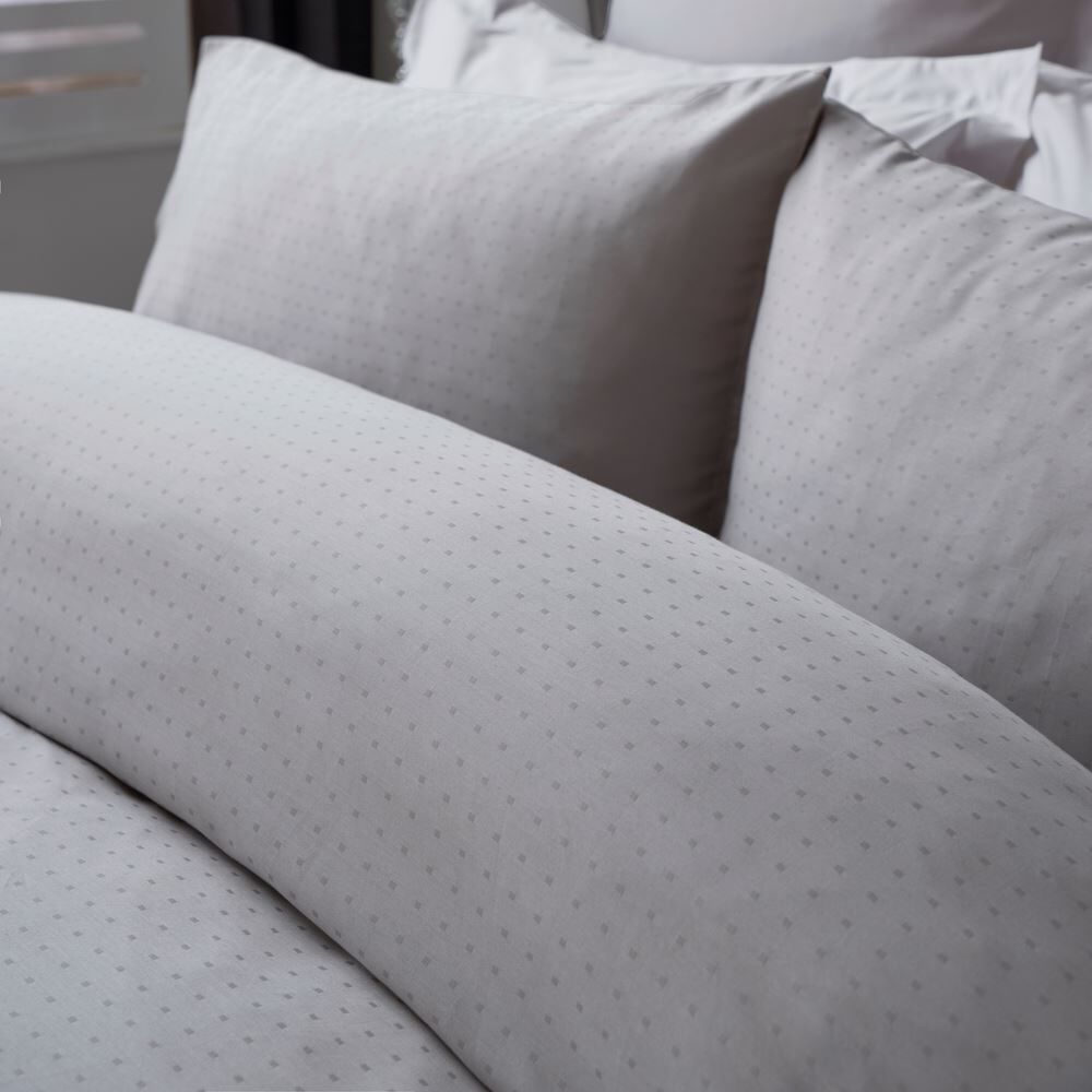 Belledorm Staten Island 300 Thread Count Cotton Sateen Duvet Cover Set, Platinum, King