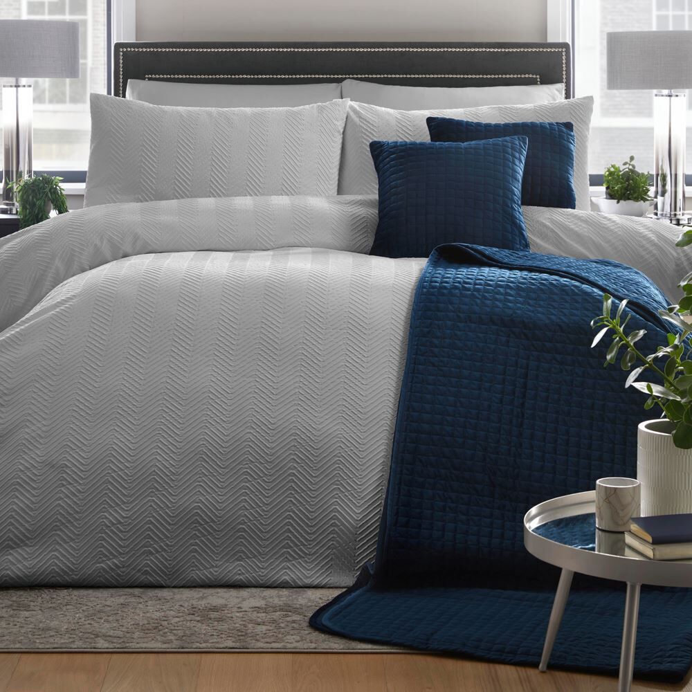 Appletree Boutique Taylor Geometric Stripe Duvet Cover Set