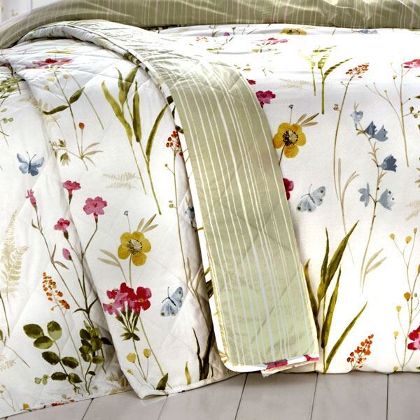 Dreams & Drapes Spring Glade Floral Quilted Bedspread, Multi, 195 x 229 Cm