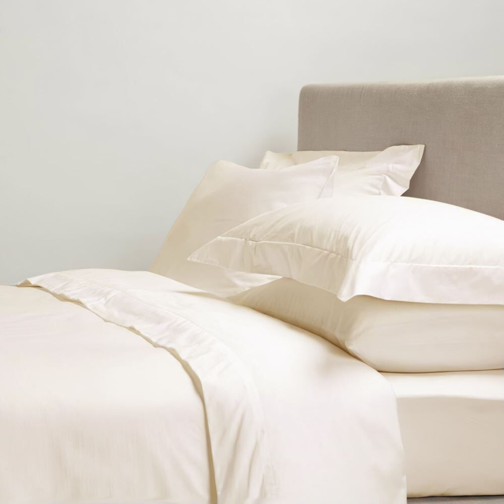 Linens Limited 100% Egyptian Cotton 200 Thread Count Oxford Pillow Cases, Pair
