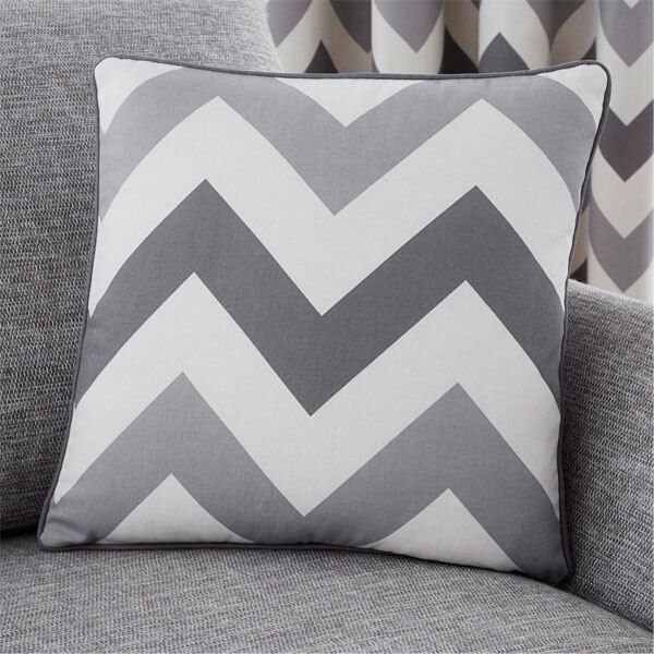 Fusion Chevron Geometric 100% Cotton Piped Filled Cushion