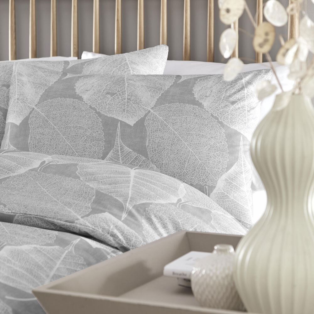 Drift Home Soren Leaf Print Reversible Eco-Friendly Duvet Cover Set