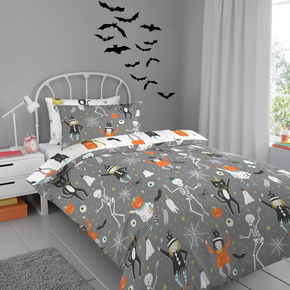 Bedlam Halloween Party Glow In The Dark Duvet Cover Set
